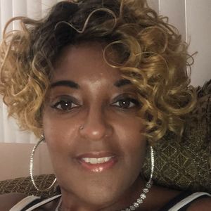 Meet your Posher, La-tisha